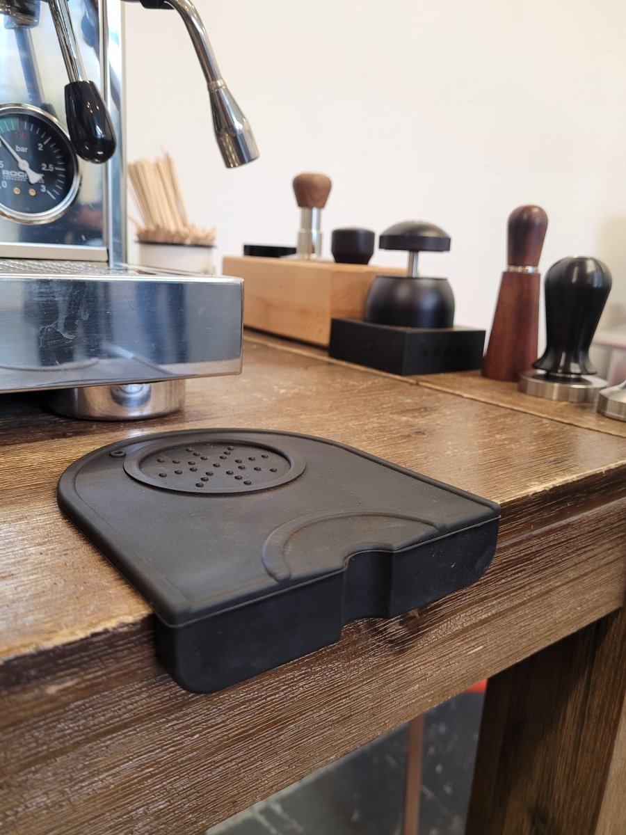 Corner Tamping Mat small - Café Liégeois